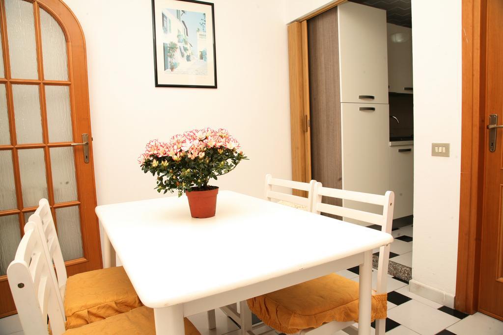 De Amicis Apartment Cagliari Room photo